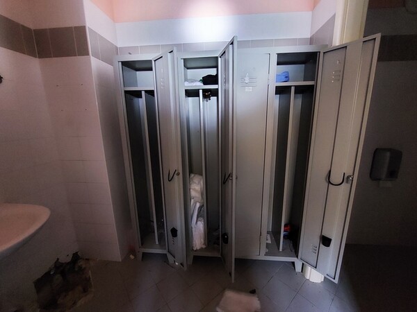 4#6559 Attrezzature per sala ristorante in vendita - foto 19