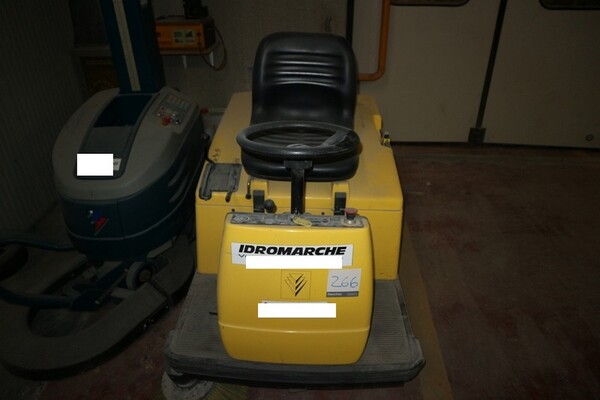 266#6560 Pulitrice Karcher in vendita - foto 1