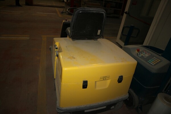 266#6560 Pulitrice Karcher in vendita - foto 4