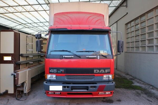 400#6560 Autocarro Daf in vendita - foto 1