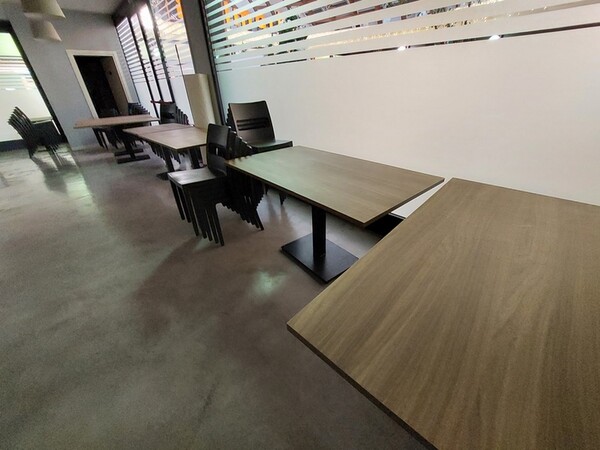 2#6561 Attrezzature da sala ristorante in vendita - foto 40
