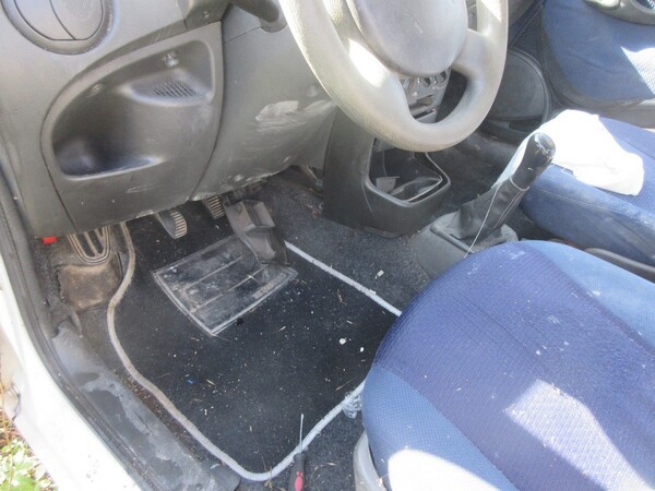2#6569 Autovettura Fiat Punto jtd in vendita - foto 10