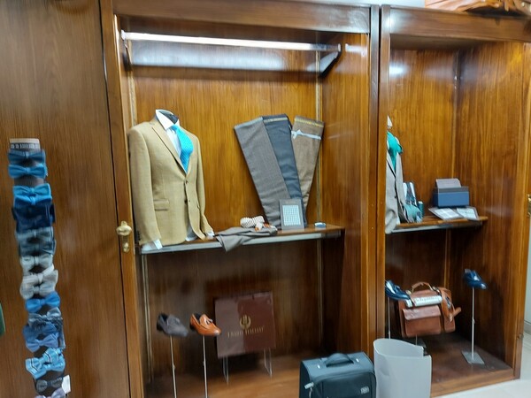 1#6572 Cessione complesso aziendale dedito alla produzione di abbigliamento in vendita - foto 47