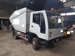 Autocarro Bucher - Lotto 3 (Asta 6575)