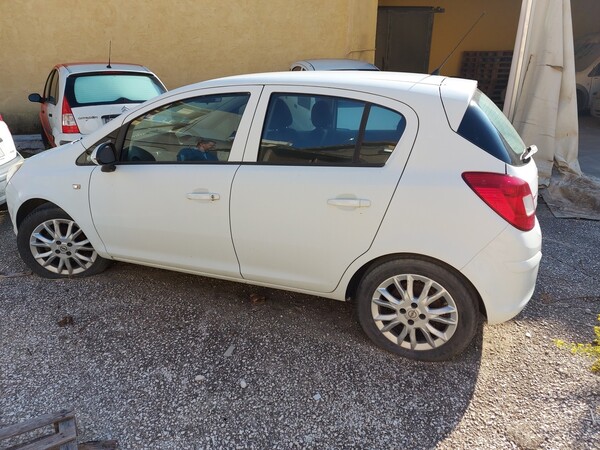 11#6577 Autovettura Opel Corsa in vendita - foto 2