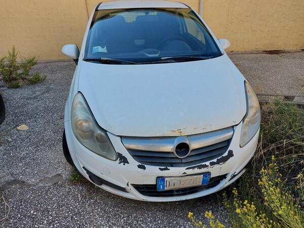 4#6577 Furgone Opel Corsa in vendita - foto 1