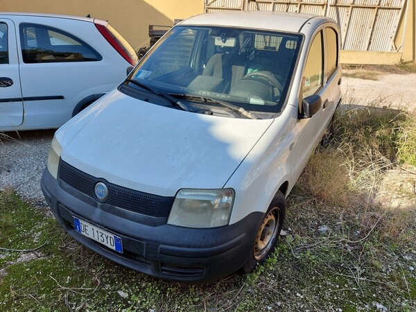 Furgoni in vendita