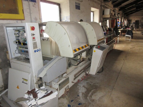 2#6578 Troncatrice  Fom Industrie in vendita - foto 1