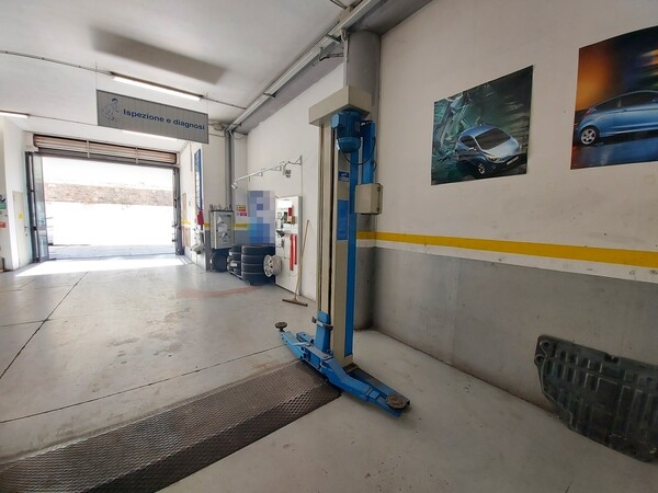 1#6762 Attrezzatura da officina e ufficio in vendita - foto 3