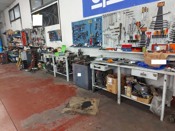 1#6762 Attrezzatura da officina e ufficio in vendita - foto 42