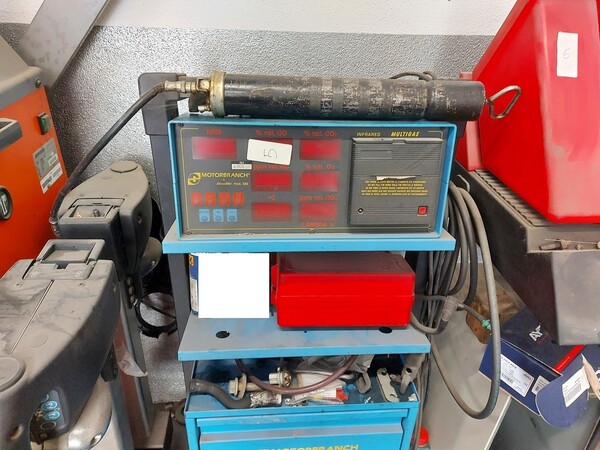 1#6762 Attrezzatura da officina e ufficio in vendita - foto 54
