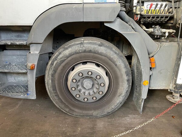 1#6769 Autocarro Iveco Magirus 190E31 in vendita - foto 2