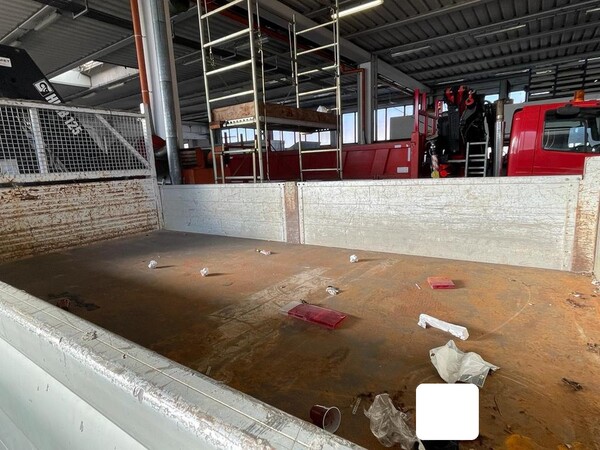 1#6769 Autocarro Iveco Magirus 190E31 in vendita - foto 3