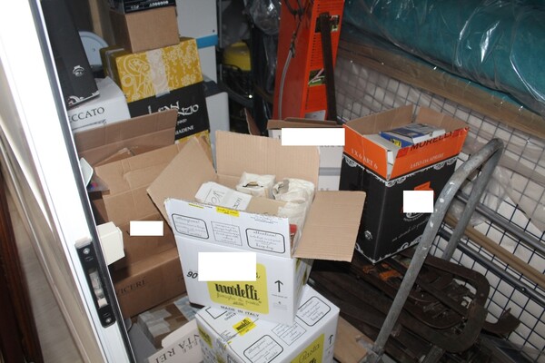 1#6773 Utensili per edilizia e arredamento da ufficio in vendita - foto 3