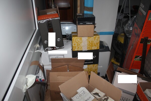 1#6773 Utensili per edilizia e arredamento da ufficio in vendita - foto 6