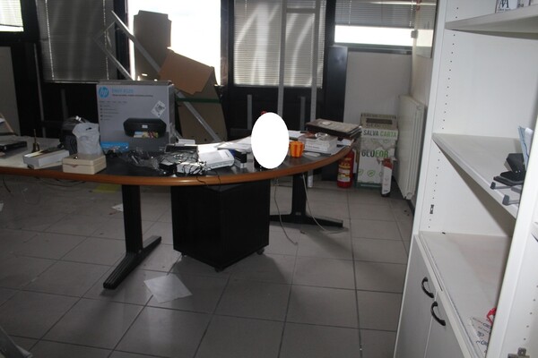 3#6776 Mobili e attrezzatura da ufficio in vendita - foto 7