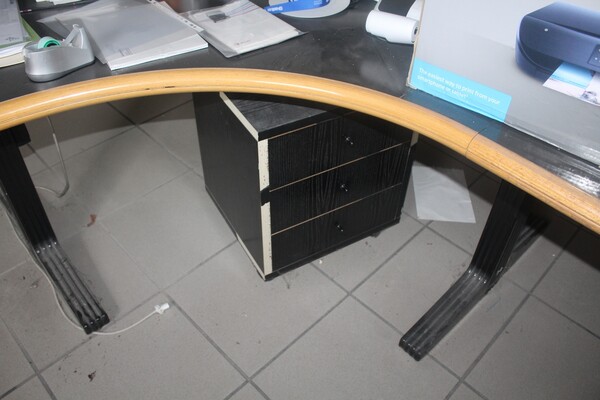 3#6776 Mobili e attrezzatura da ufficio in vendita - foto 16