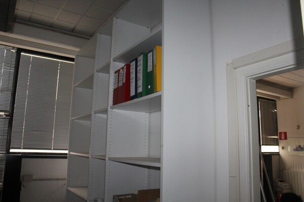 3#6776 Mobili e attrezzatura da ufficio in vendita - foto 28