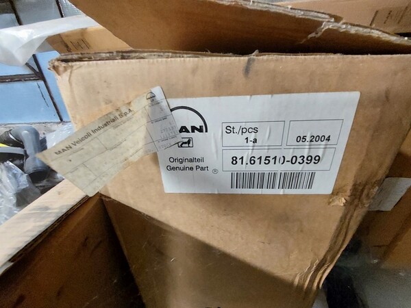 1#6777 Pezzi di ricambio di parti meccaniche e carrozzeria di autoveicoli Man in vendita - foto 12