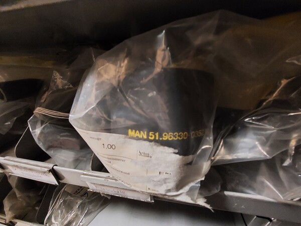 1#6777 Pezzi di ricambio di parti meccaniche e carrozzeria di autoveicoli Man in vendita - foto 48