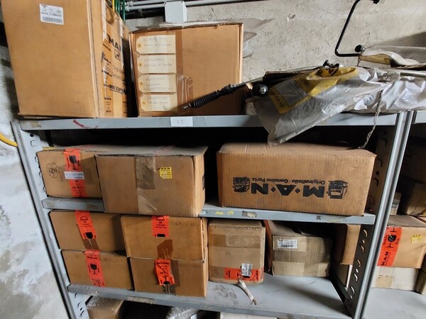 1#6777 Pezzi di ricambio di parti meccaniche e carrozzeria di autoveicoli Man in vendita - foto 99