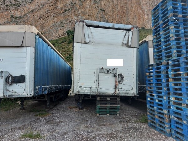 13#6778 Semirimorchio Schmitz Cargo Bull in vendita - foto 2