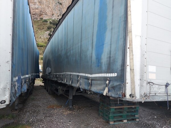 13#6778 Semirimorchio Schmitz Cargo Bull in vendita - foto 4