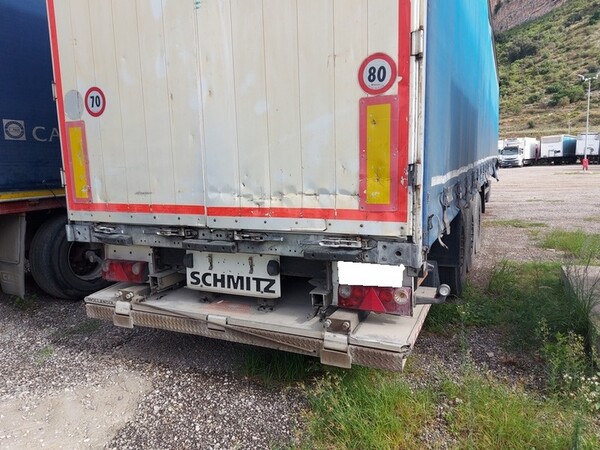 15#6778 Semirimorchio Schmitz Cargo Bull in vendita - foto 4