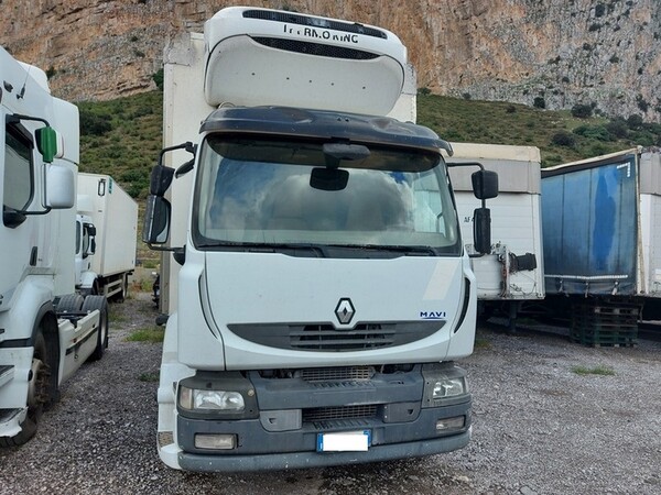8#6778 Furgone Renault in vendita - foto 2