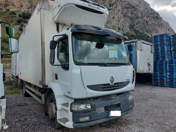 8#6778 Furgone Renault in vendita - foto 3