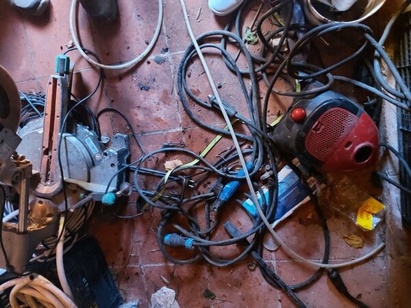 1#6782 Attrezzature per carpenteria e arredi ufficio in vendita - foto 16