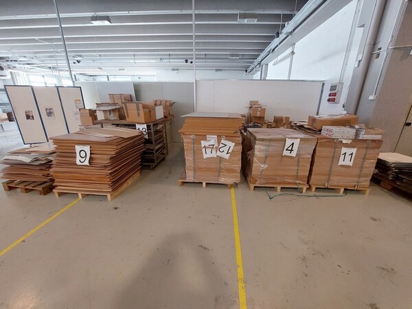 5#6786 Stampante ad inchiostri Roland e lotto di materie semilavorate e packacing in vendita - foto 7