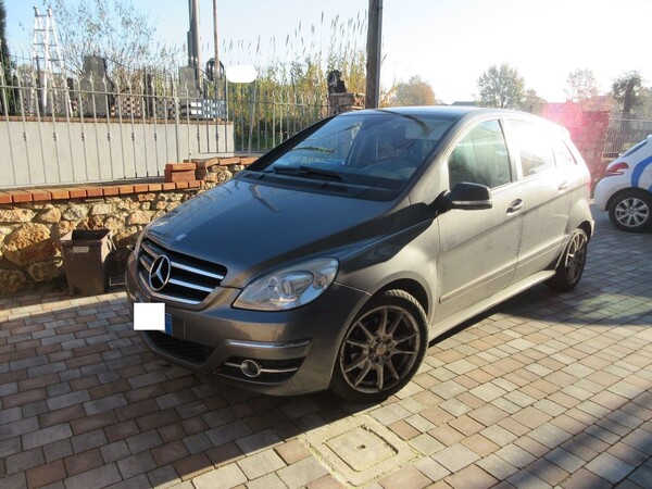 1#6791 1/2 di quota di autovettura Mercedes Classe B in vendita - foto 2