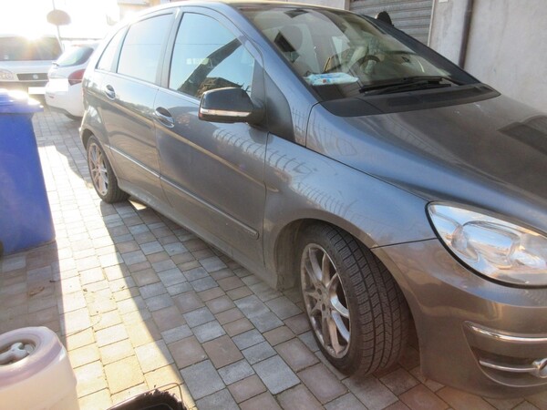 1#6791 1/2 di quota di autovettura Mercedes Classe B in vendita - foto 4