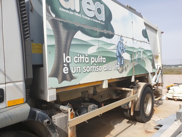 10#6794 Autocarro Compattatore Iveco in vendita - foto 7