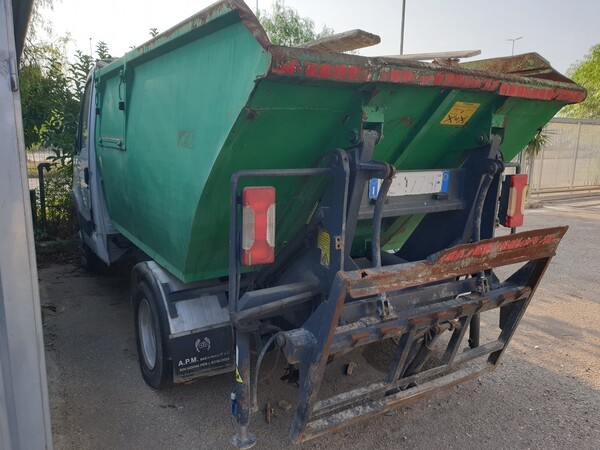 11#6794 Autocarro Iveco Cassone Con Vasca Con Avb in vendita - foto 5