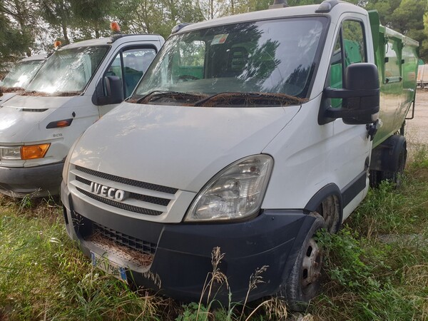 12#6794 Autocarro Iveco con vasca e avb in vendita - foto 6