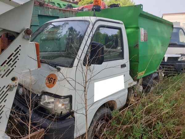 15#6794 Autocarro Piaggio con vasca e avb in vendita - foto 1