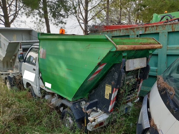 15#6794 Autocarro Piaggio con vasca e avb in vendita - foto 2