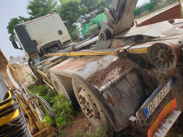 16#6794 Autocarro Iveco Con Gru in vendita - foto 6