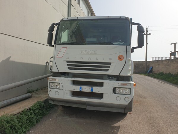 17#6794 Autocarro Iveco in vendita - foto 5