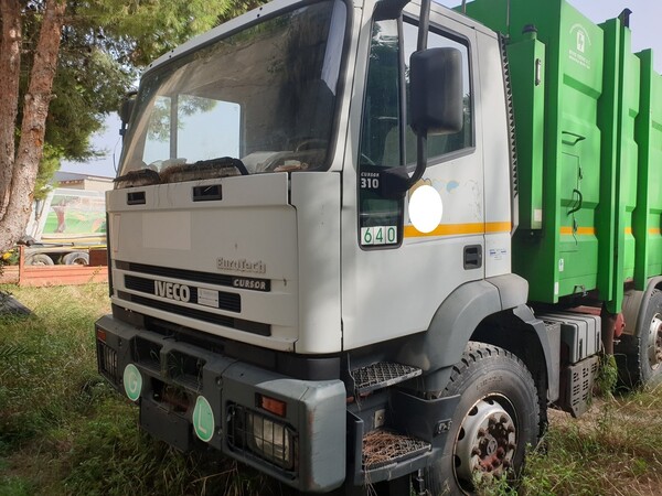 2#6794 Autocarro Compattatore 3 Assi Iveco in vendita - foto 1