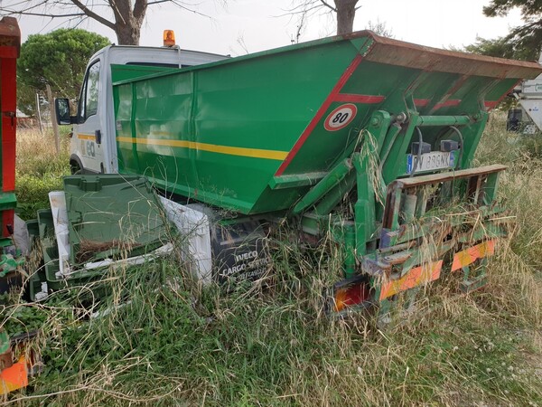 Autocarri in vendita