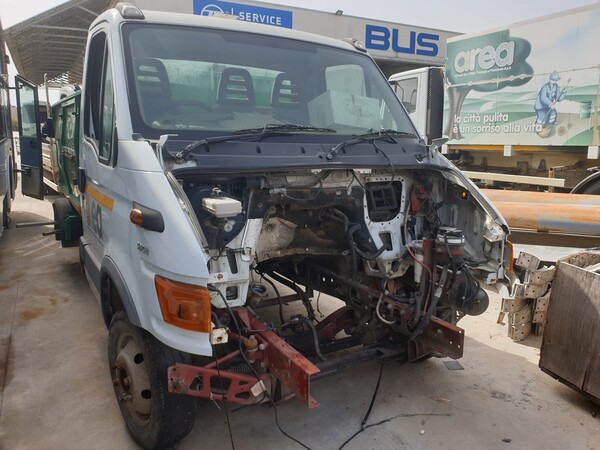 5#6794 Autocarro Iveco 50 C 13 Cassone Con Vasca Con Avb in vendita - foto 3