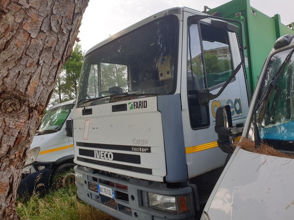 8#6794 Autocarro compattatore Iveco Eurocargo in vendita - foto 4