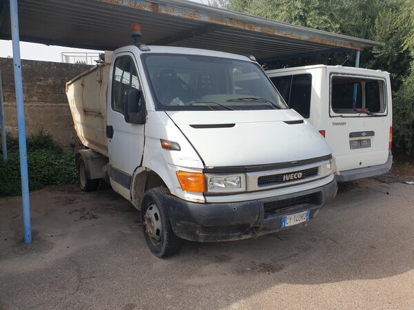 Autocarri in vendita