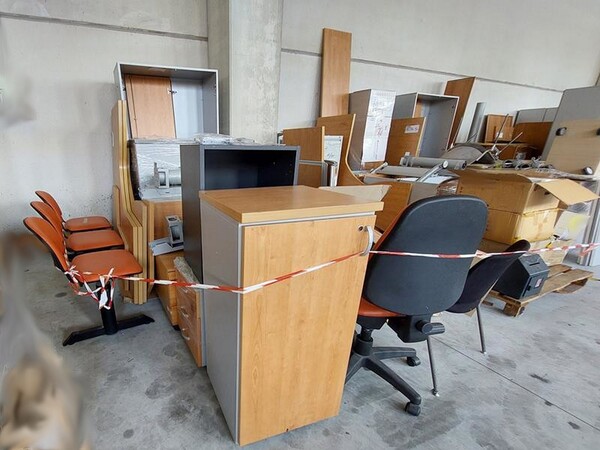 1#6795 Arredamento e attrezzature ufficio in vendita - foto 1
