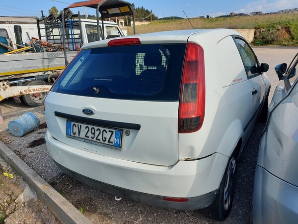 13#6799 Autocarro Ford in vendita - foto 4