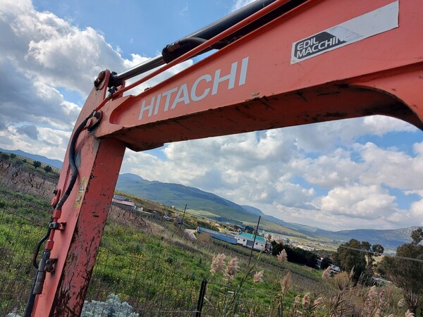 19#6799 Miniescavatore Hitachi in vendita - foto 10