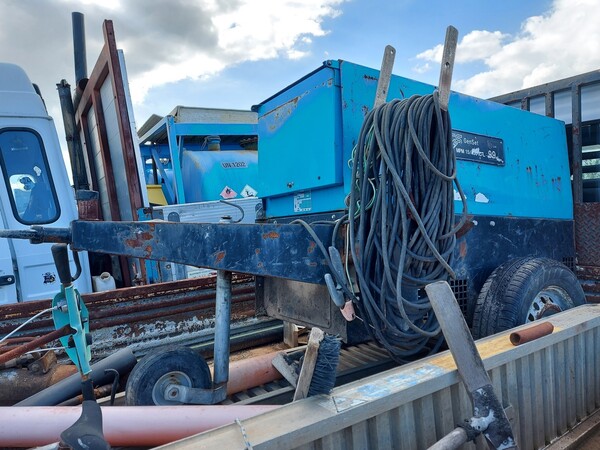 25#6799 Motosaldatrice Genset in vendita - foto 2